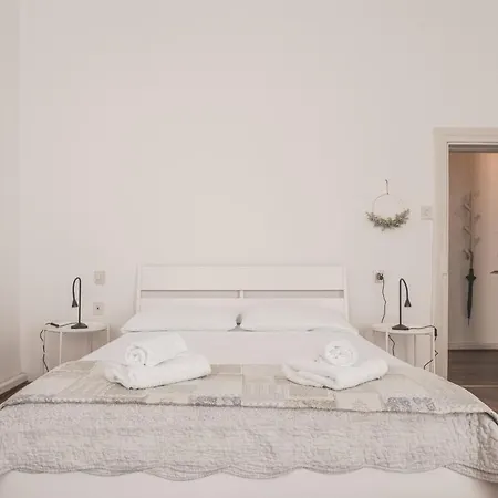 Apartament Piazza Goldoni Toro Elegant Freewifi