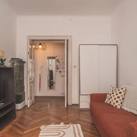 Piazza Goldoni Toro Elegant Freewifi