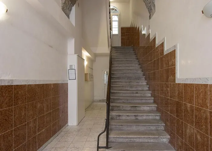 Piazza Goldoni Toro Elegant Freewifi